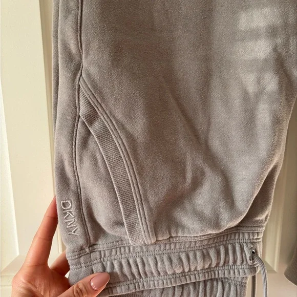 DKNY Taupe Lounge Set - Picture 4 of 7